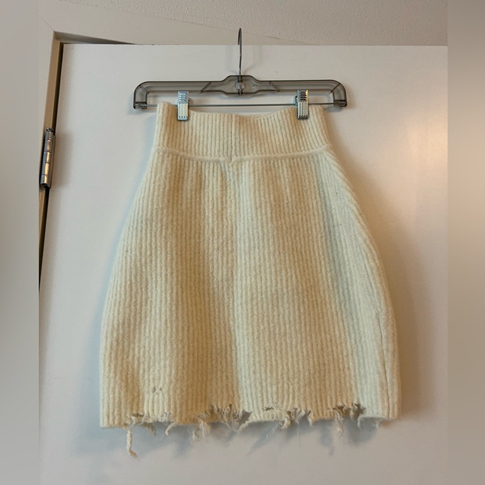 Authentic Yeezy Season 3 Destroyed Boucle Mini Skirt NWT - Picture 5 of 7
